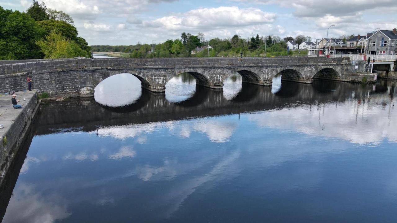 Sunnyside Bed & Breakfast Strokestown Ngoại thất bức ảnh