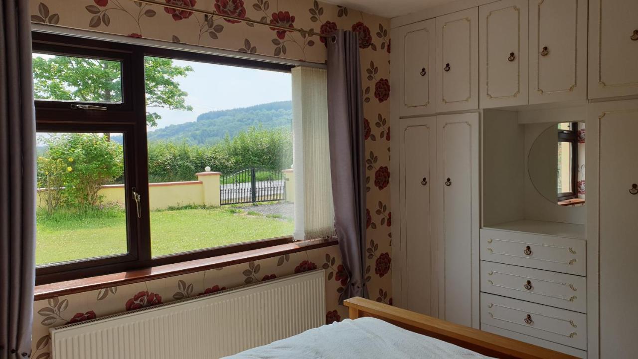Sunnyside Bed & Breakfast Strokestown Ngoại thất bức ảnh